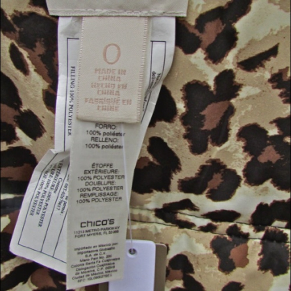 🎉2x’sHPChico’s Reversible Puffer Jacket HP🎉 - Picture 7 of 7